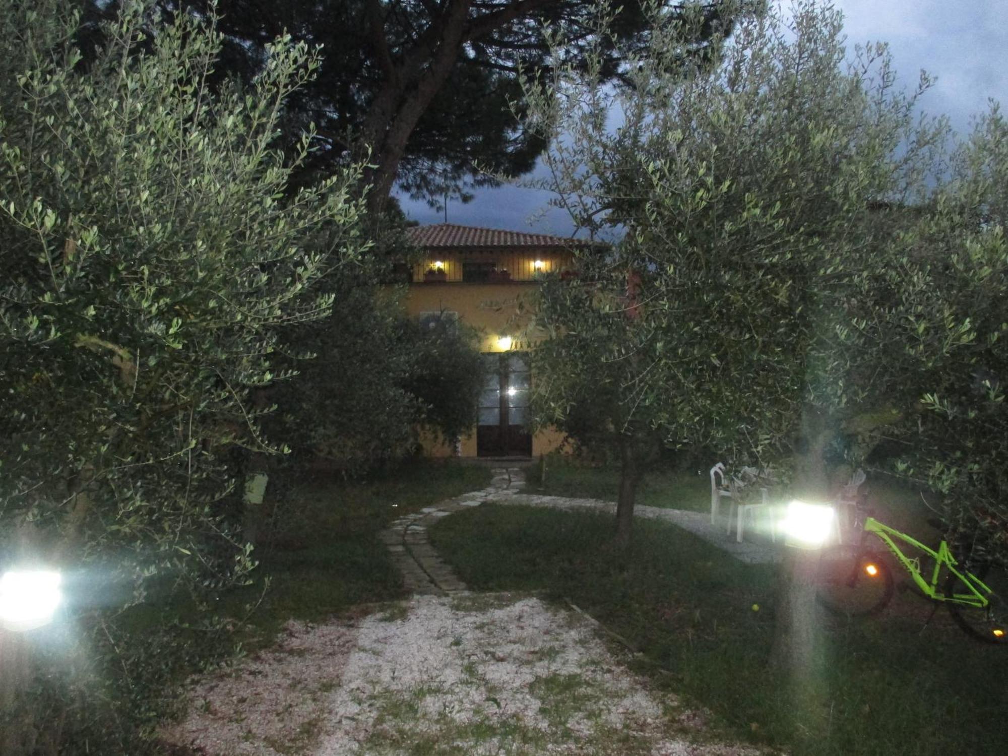 Relais"La Cappuccina" Rooms&Apartments อัสซิซี ภายนอก รูปภาพ